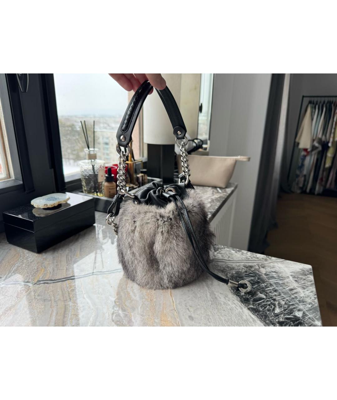 JIMMY CHOO Серая меховая сумка с короткими ручками, фото 2