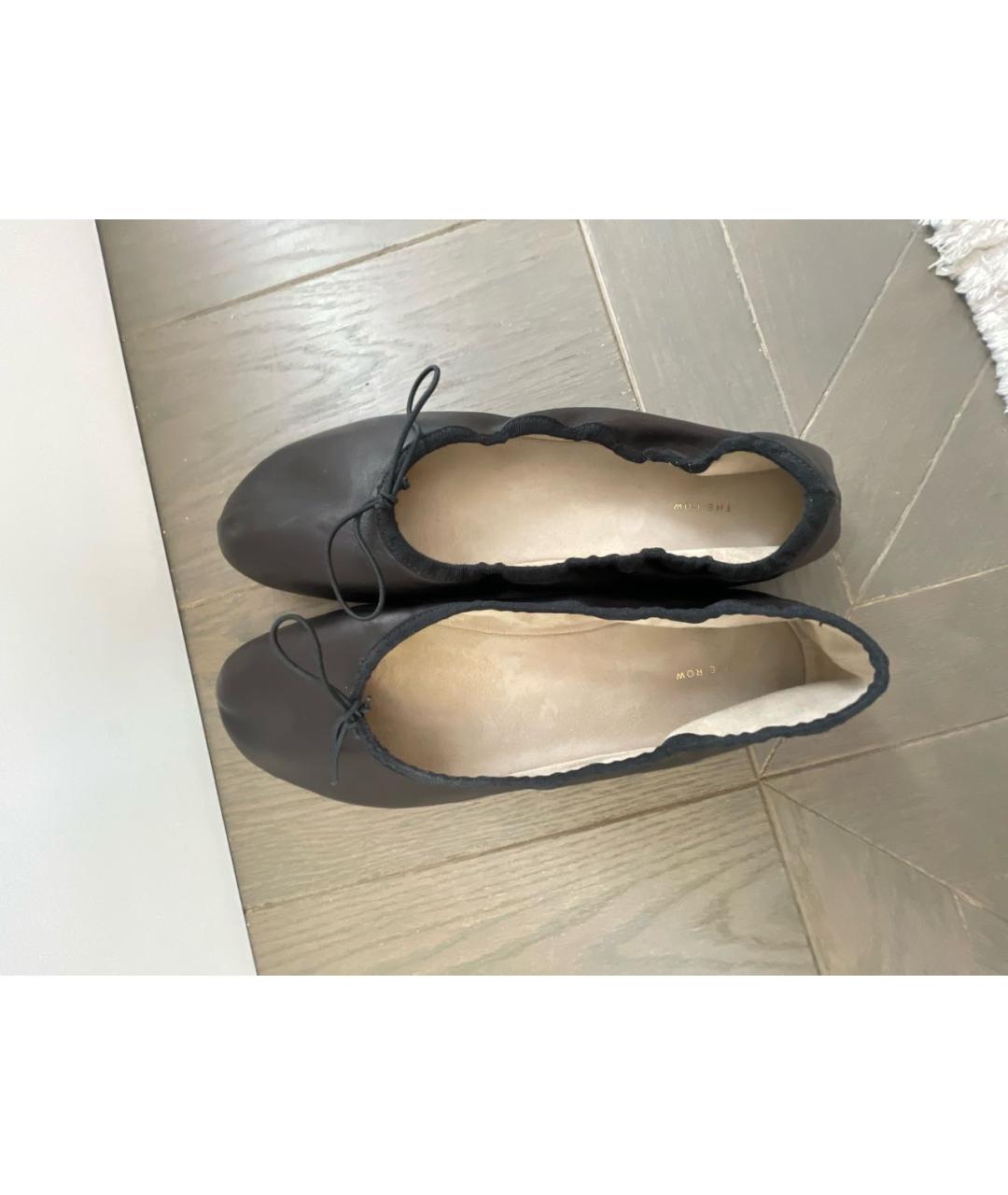 THE ROW Коричневые кожаные балетки, фото 3