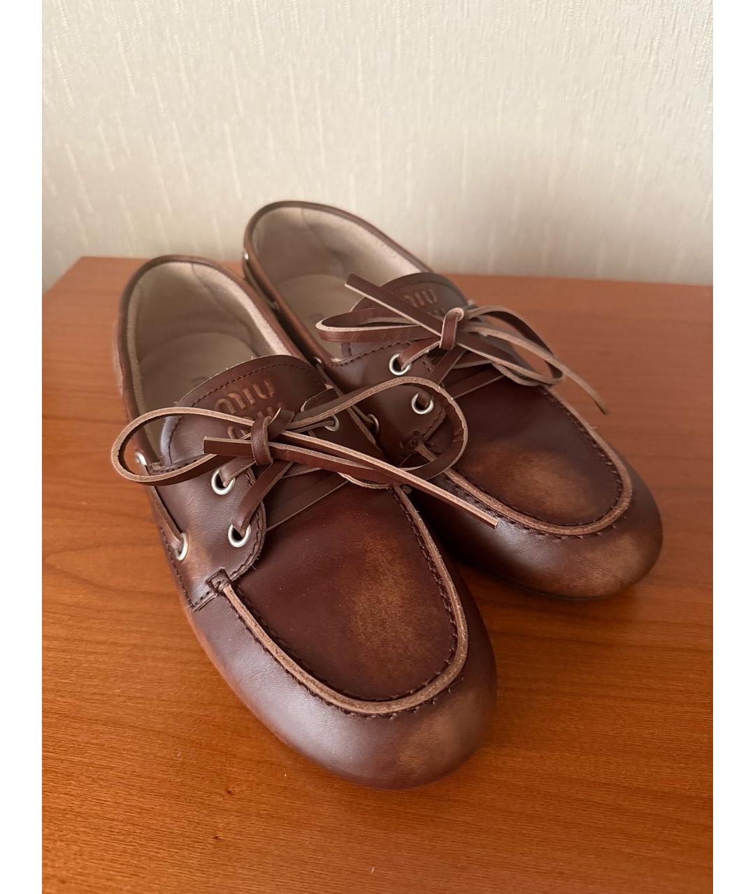 MIU MIU Коричневые кожаные лоферы, фото 2