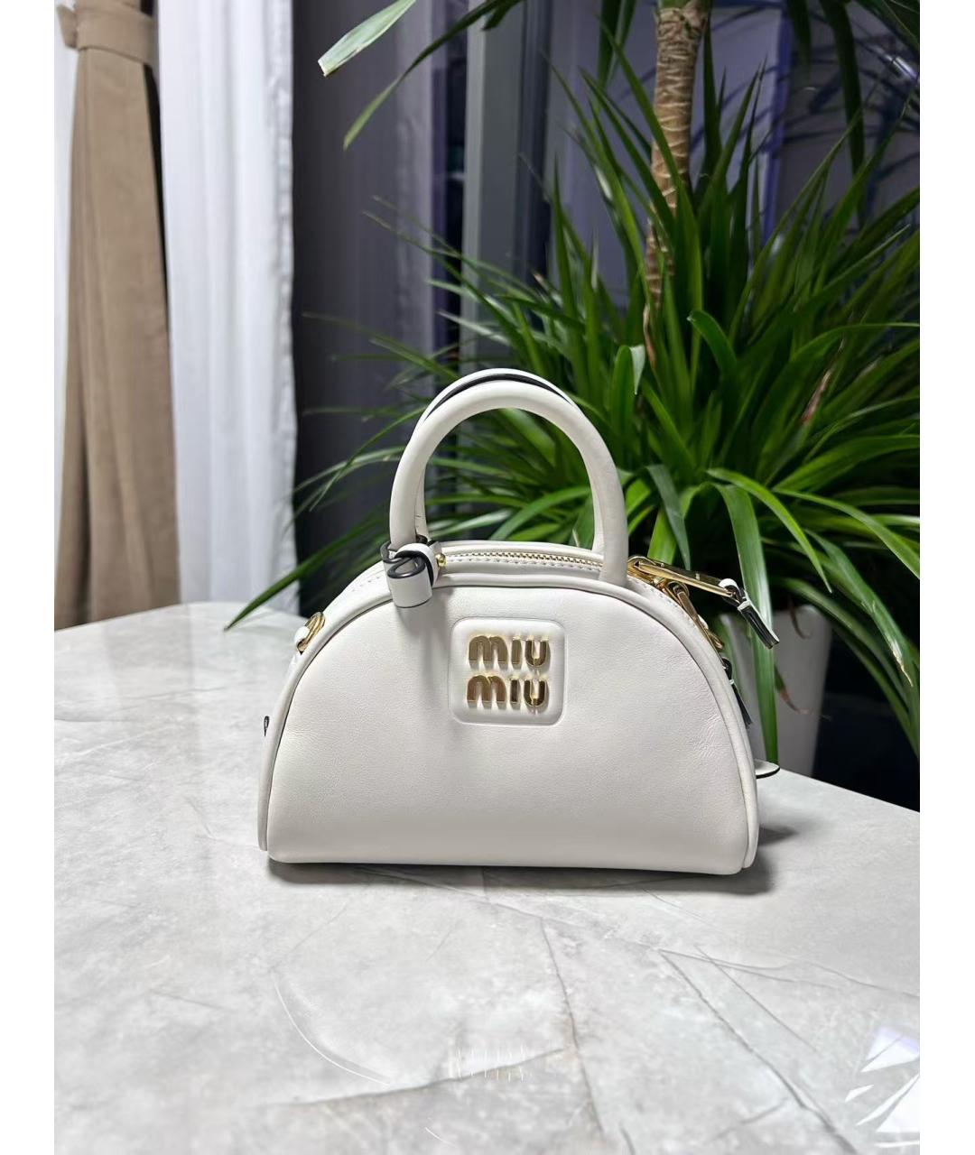 MIU MIU Белая кожаная сумка через плечо, фото 2