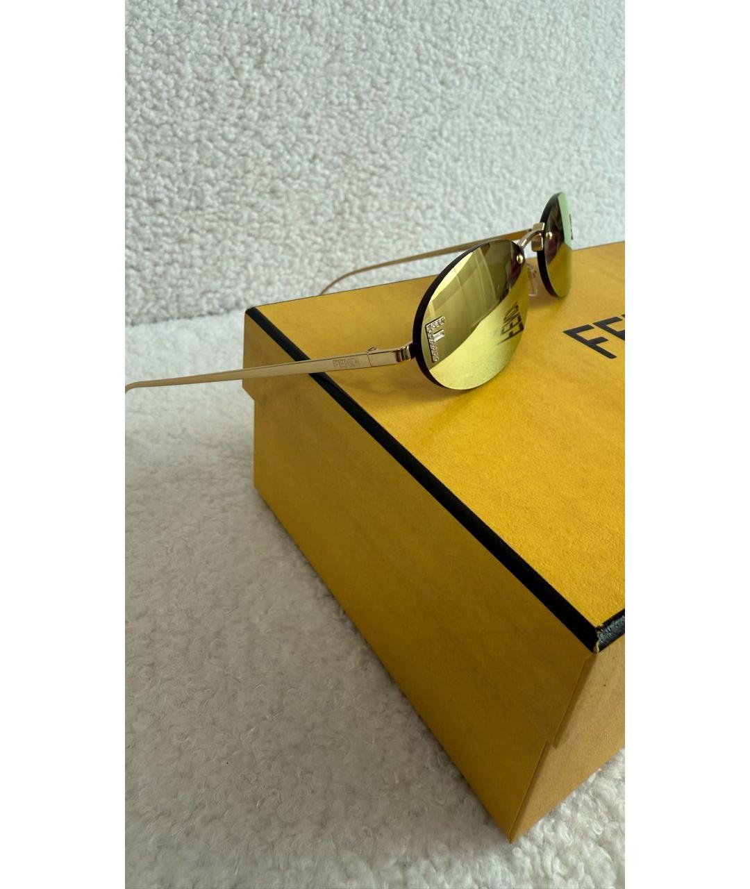 FENDI Золотые металлические солнцезащитные очки, фото 3