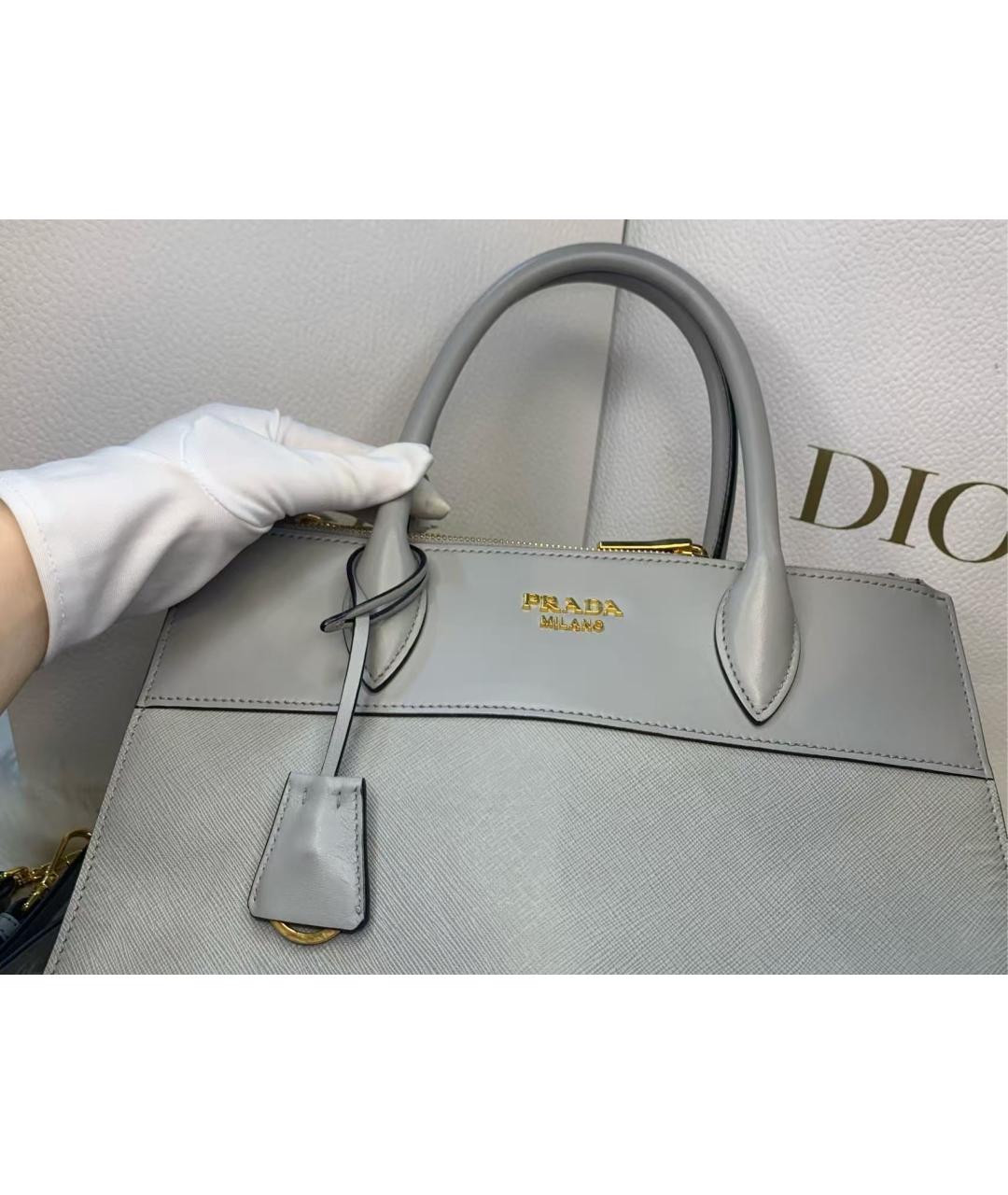 PRADA Серая кожаная сумка с короткими ручками, фото 6