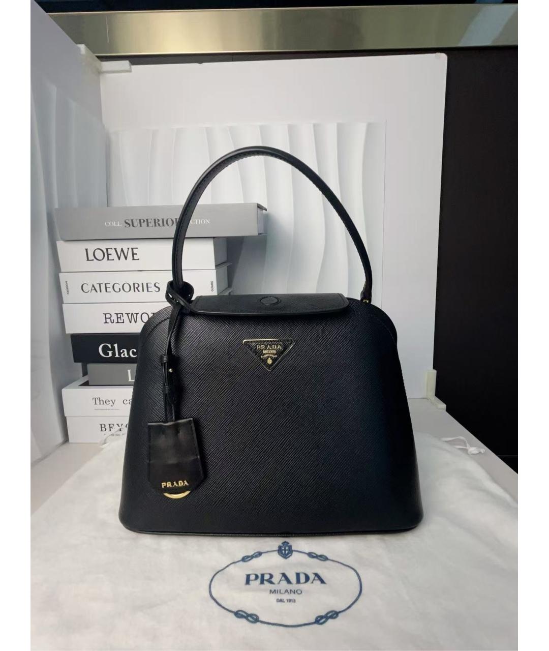 PRADA Черная кожаная сумка с короткими ручками, фото 3