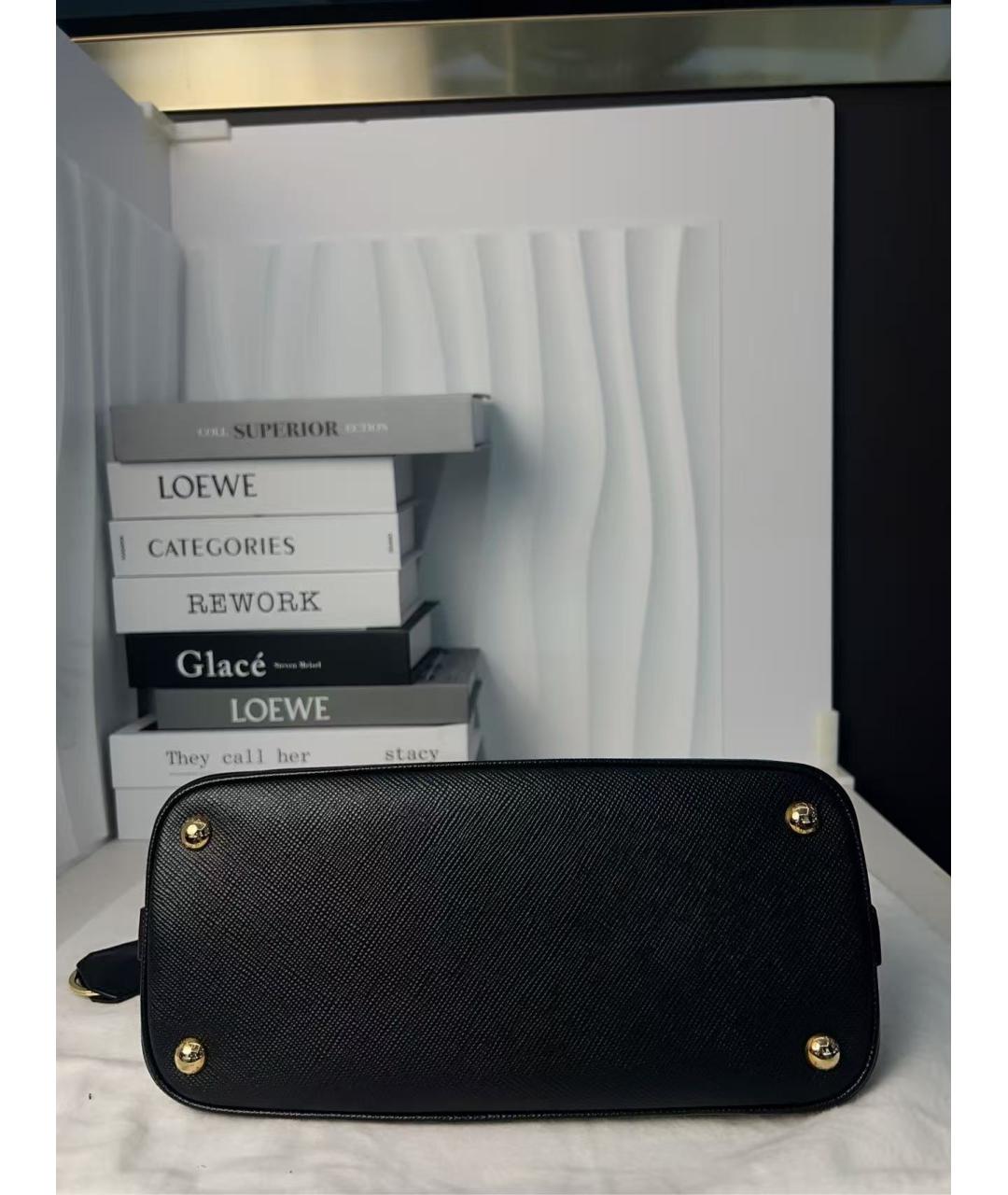 PRADA Черная кожаная сумка с короткими ручками, фото 6