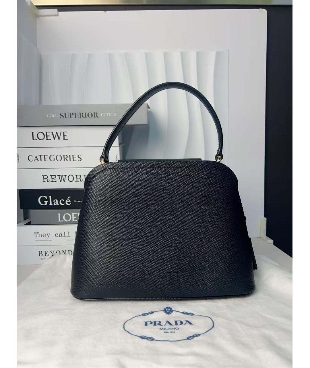 PRADA Черная кожаная сумка с короткими ручками, фото 4