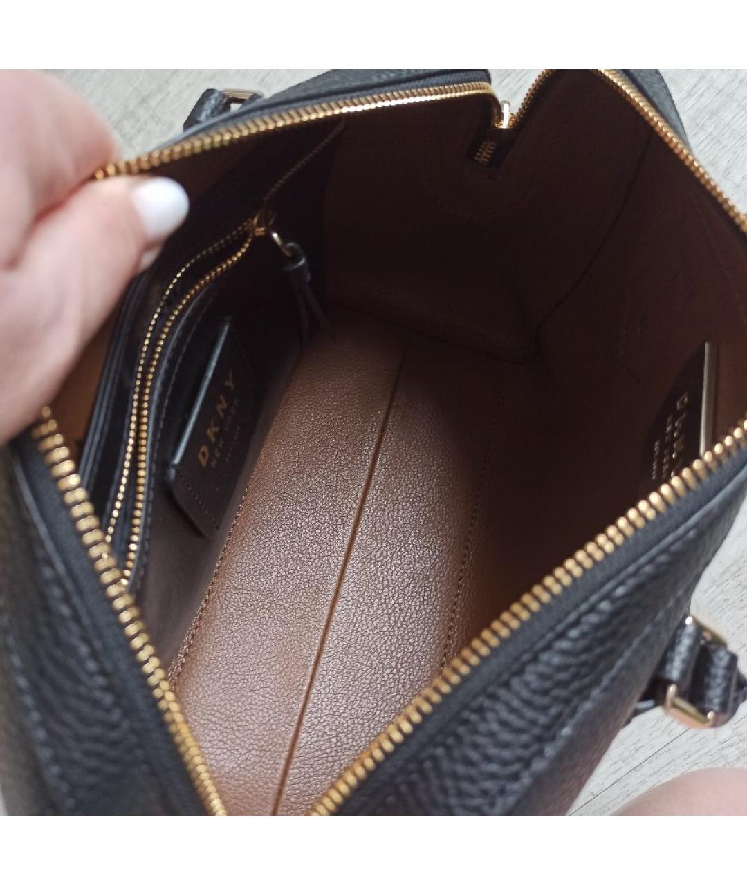 DKNY Черная кожаная сумка с короткими ручками, фото 4