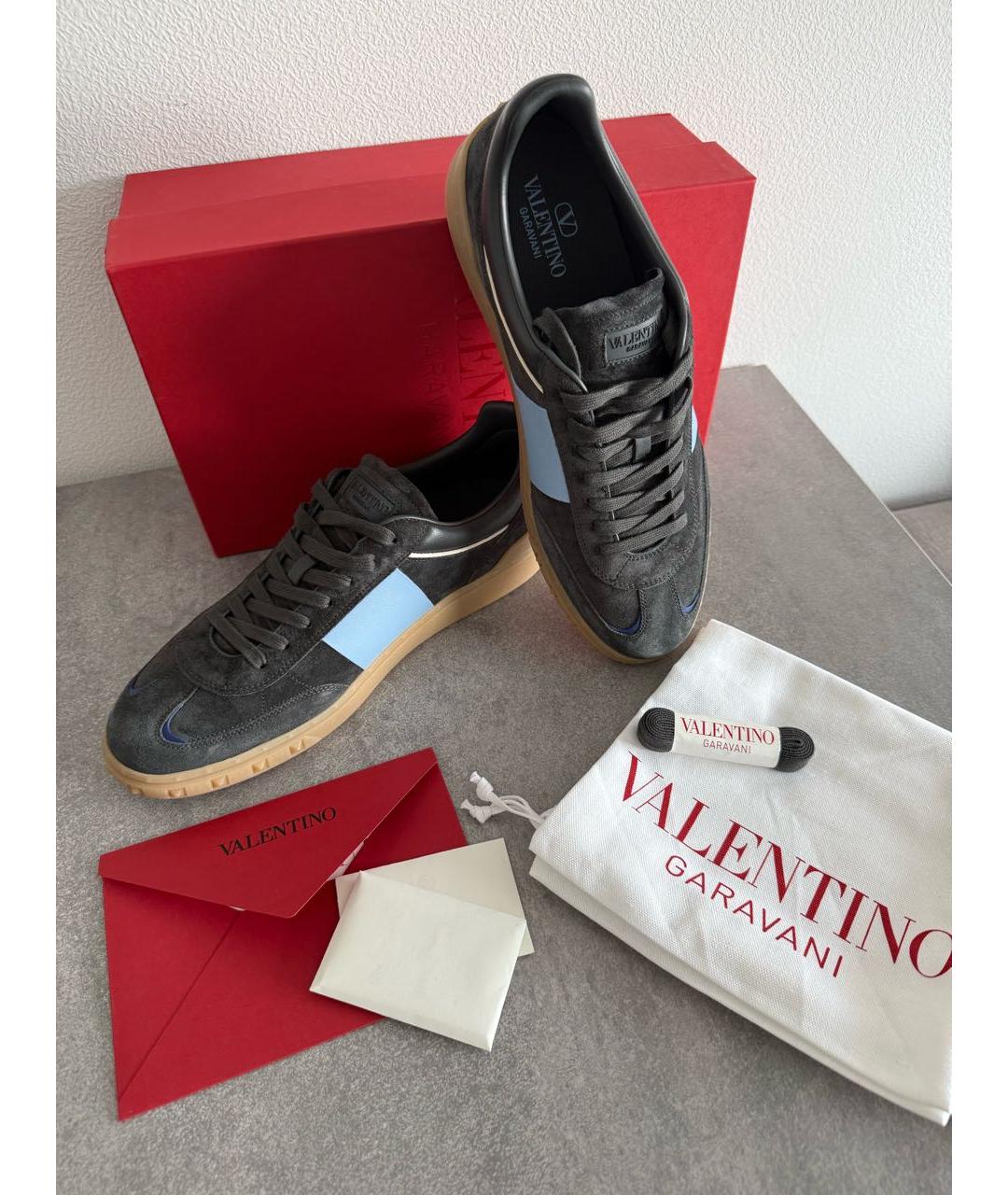 VALENTINO Темно-синие кожаные низкие кроссовки / кеды, фото 8