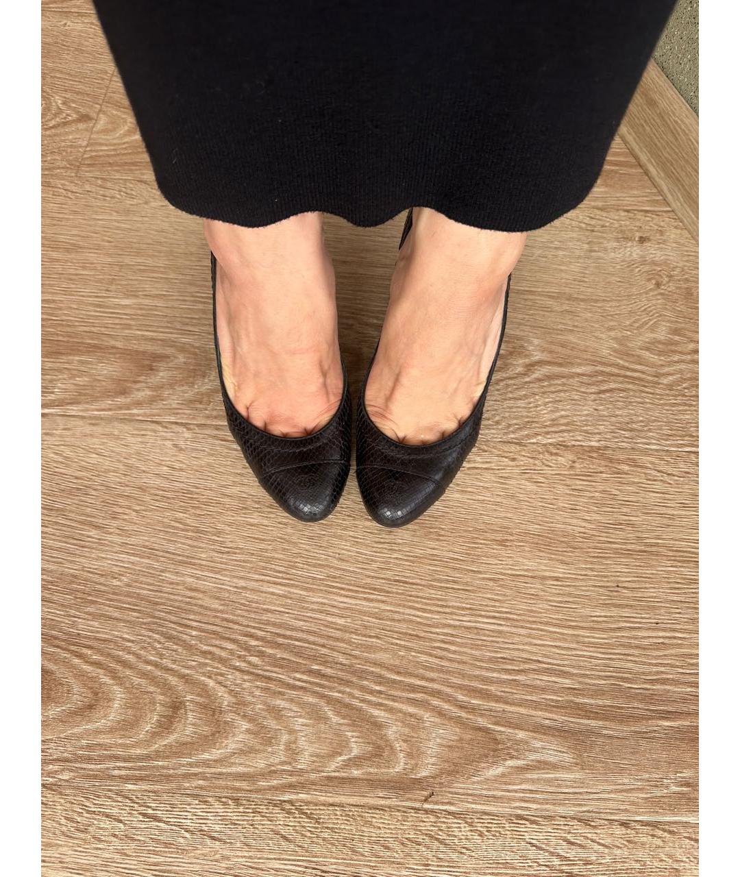 CHANEL Коричневые туфли из экзотической кожи, фото 5