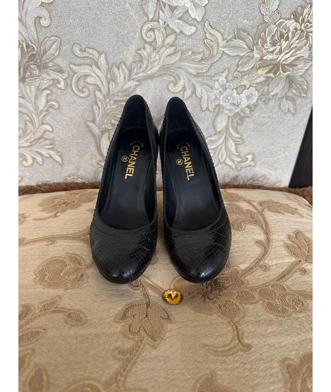 CHANEL Коричневые туфли из экзотической кожи, фото 2
