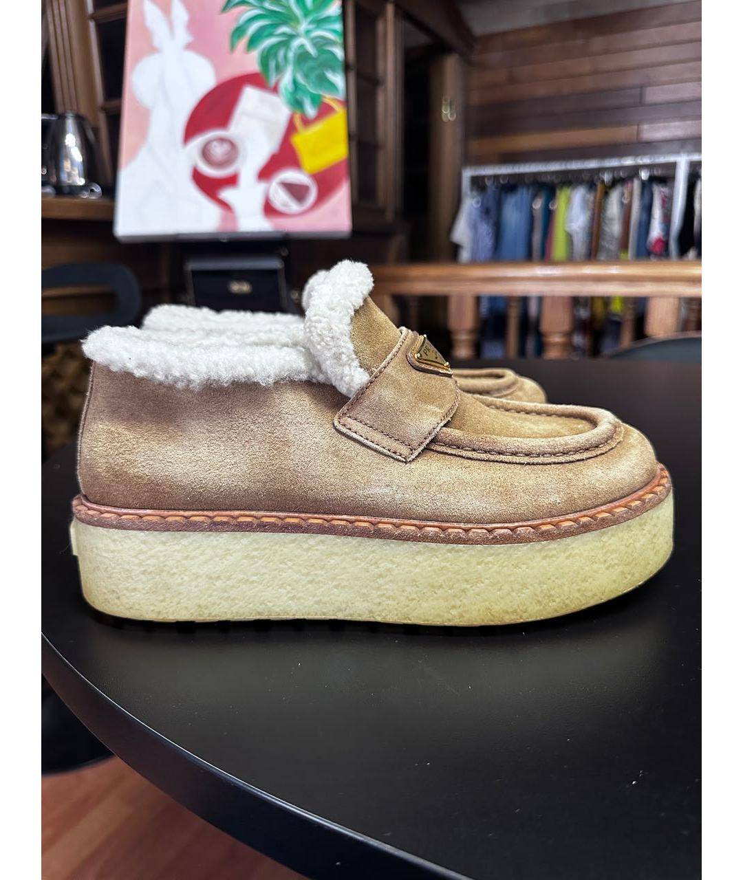 PRADA Бежевые замшевые лоферы, фото 9