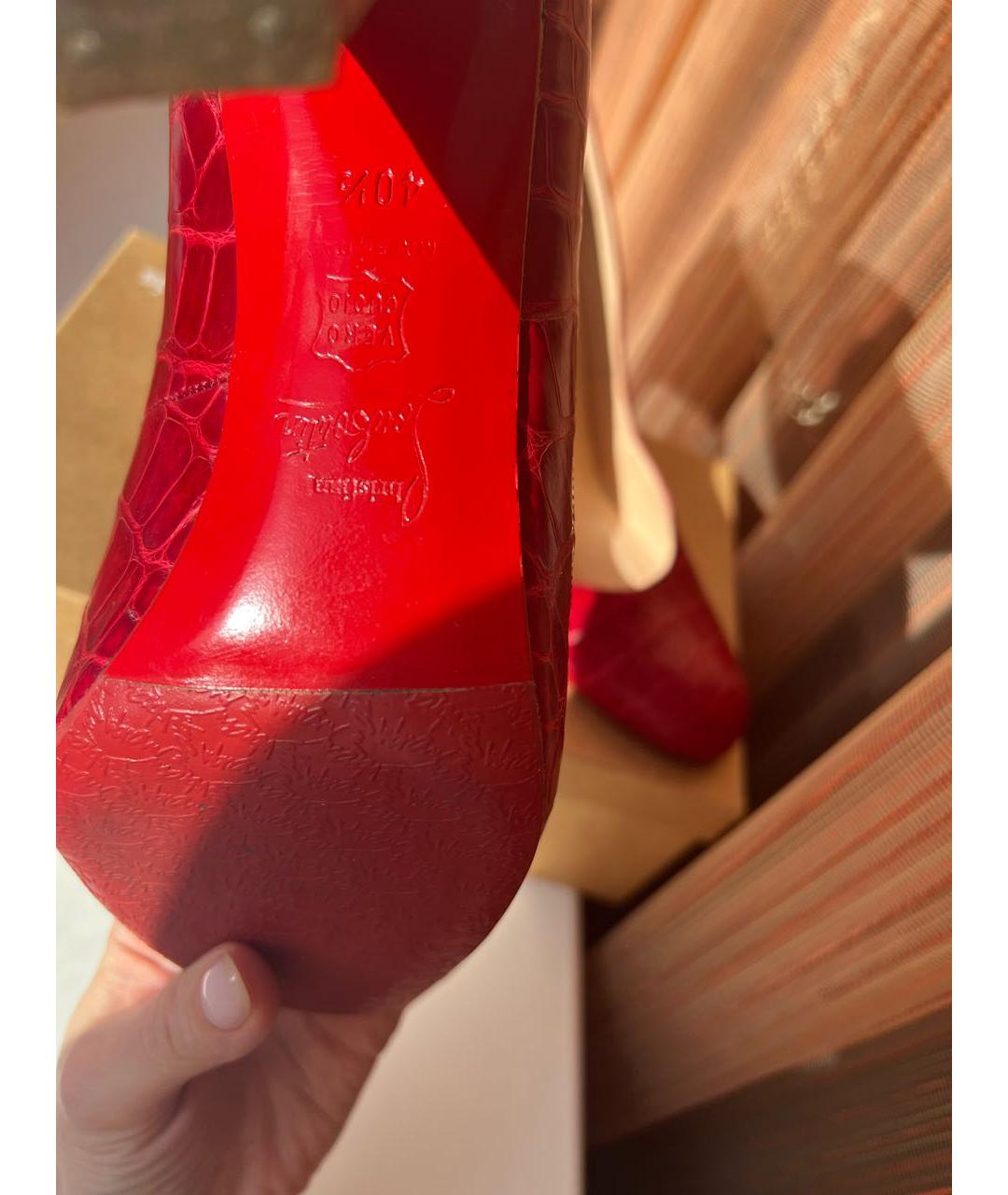 CHRISTIAN LOUBOUTIN Красные туфли из экзотической кожи, фото 3