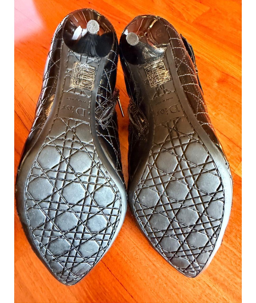 CHRISTIAN DIOR Черные ботильоны из лакированной кожи, фото 3