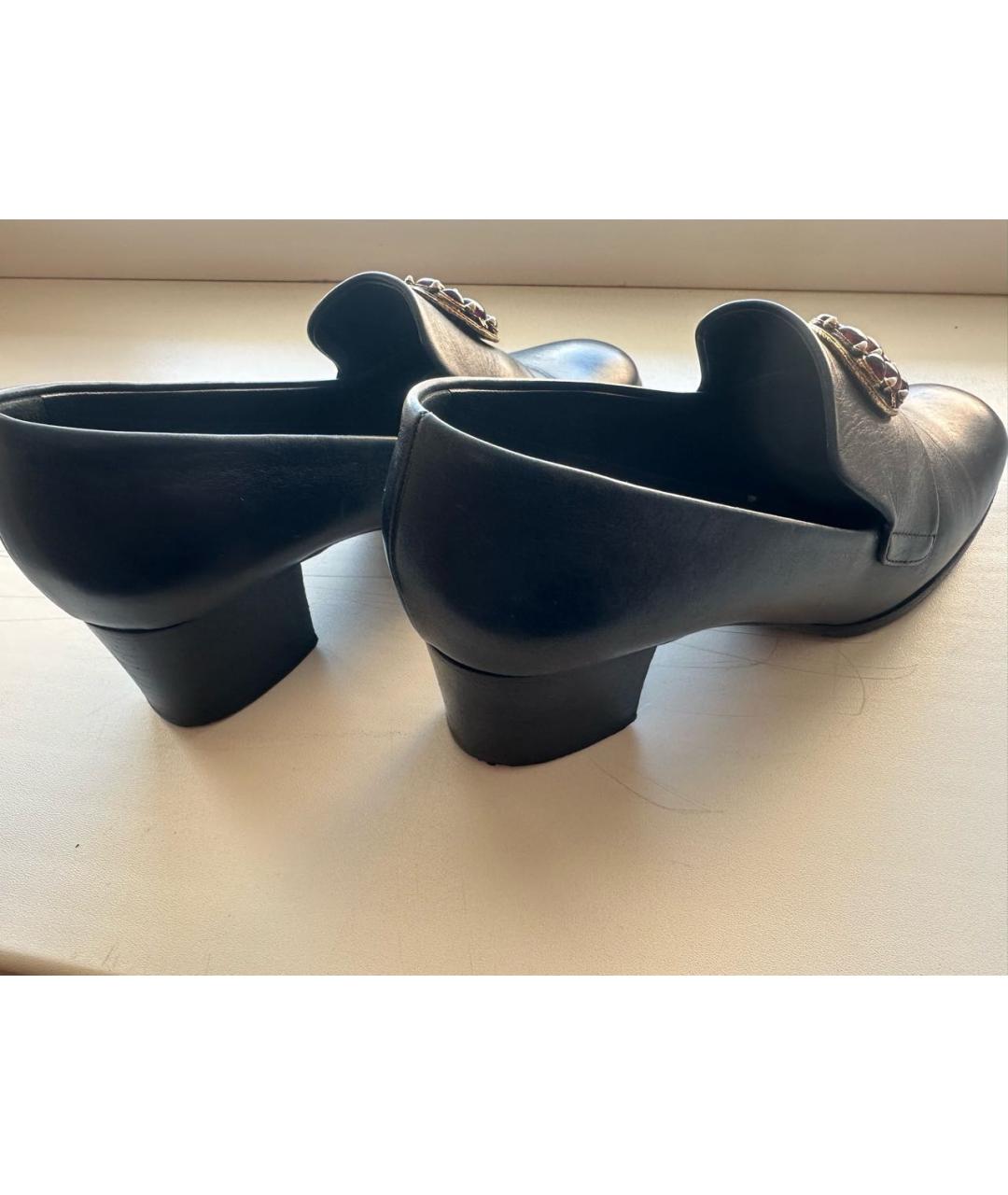 CHANEL Темно-синие кожаные туфли, фото 3