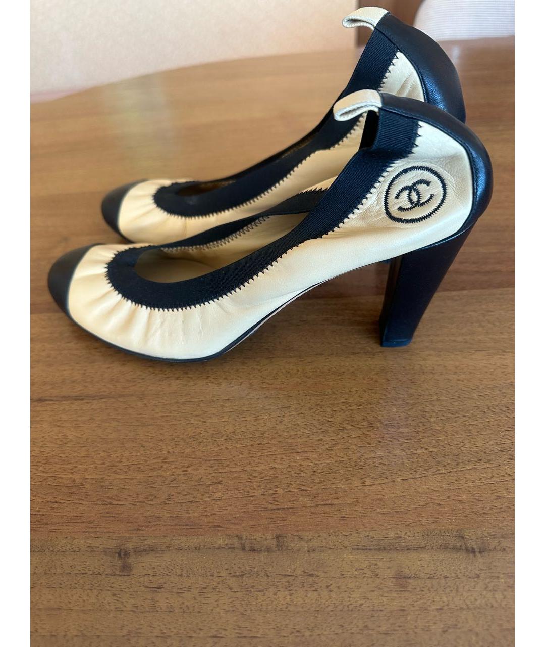 CHANEL Бежевые кожаные туфли, фото 6