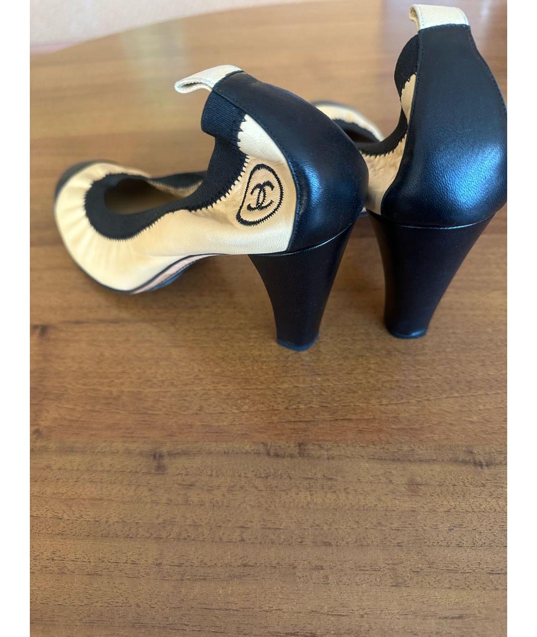 CHANEL Бежевые кожаные туфли, фото 3