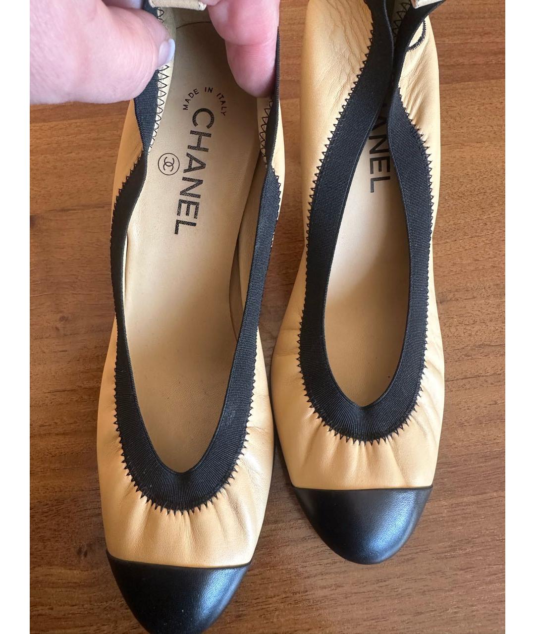 CHANEL Бежевые кожаные туфли, фото 4