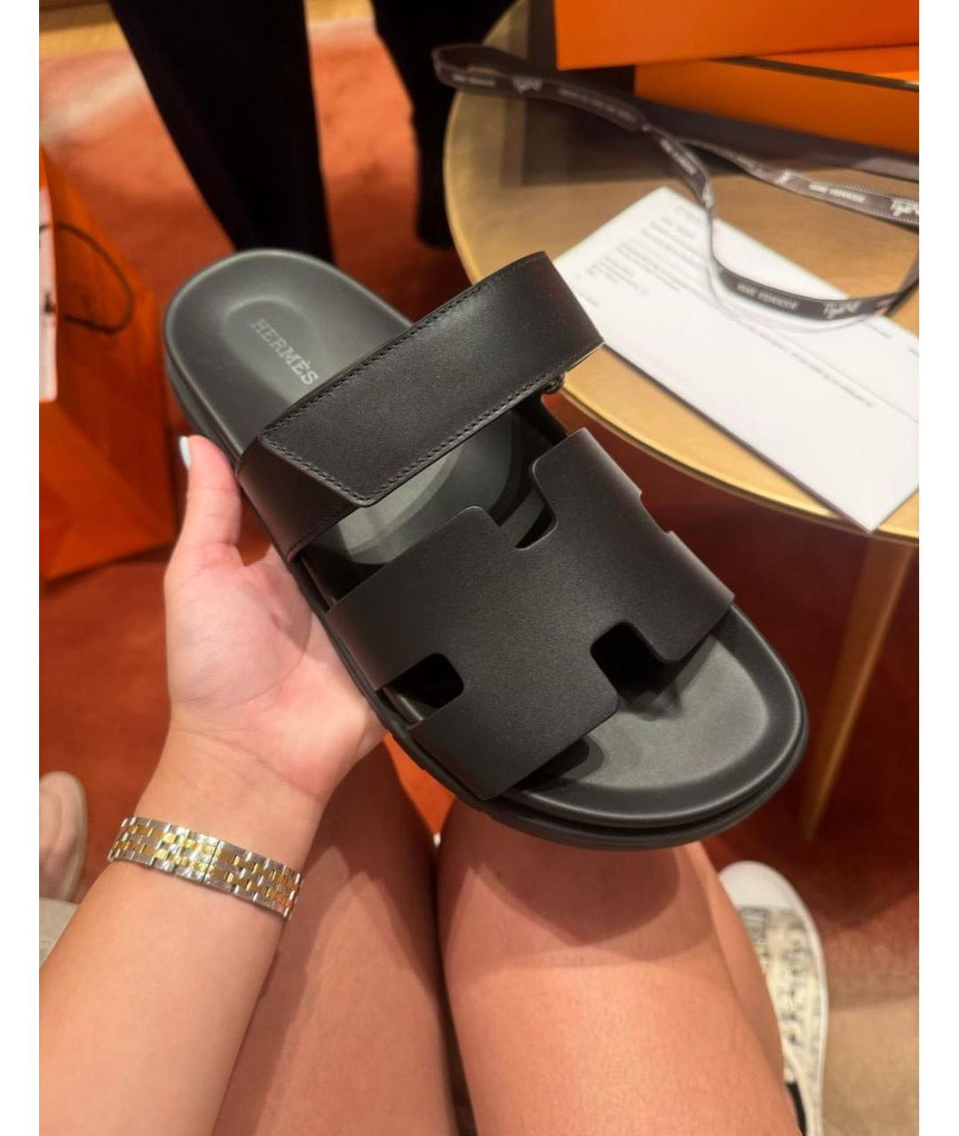 HERMES Черные кожаные сандалии, фото 4