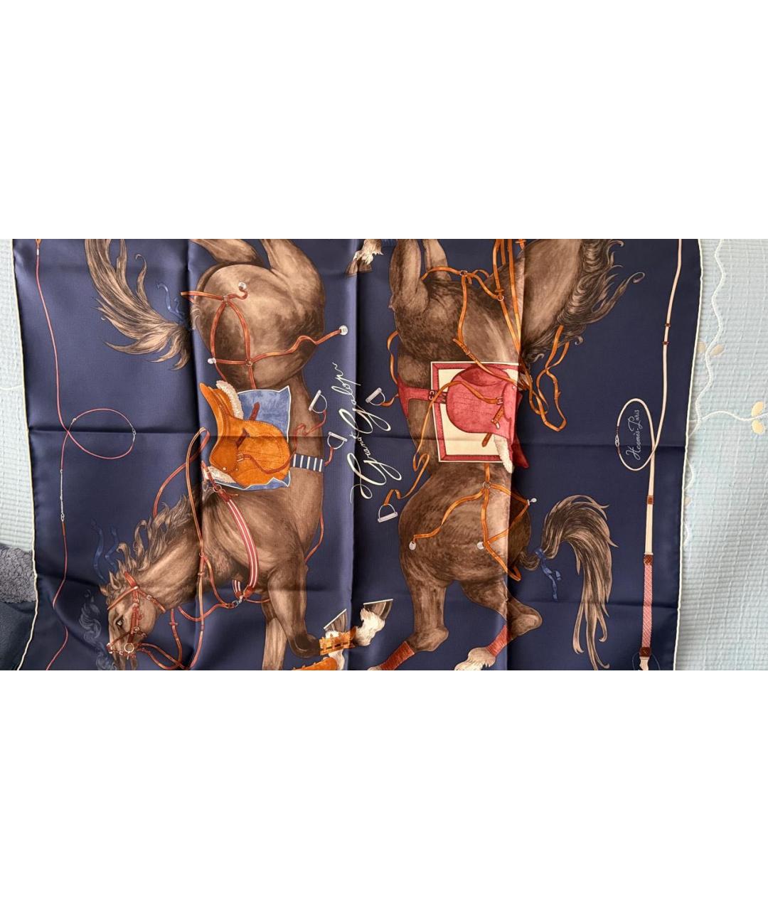 HERMES Темно-синий шелковый платок, фото 2