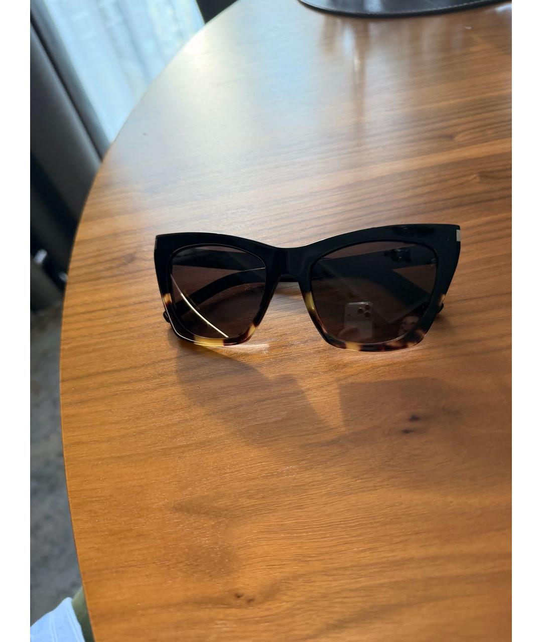 SAINT LAURENT Черные пластиковые солнцезащитные очки, фото 2