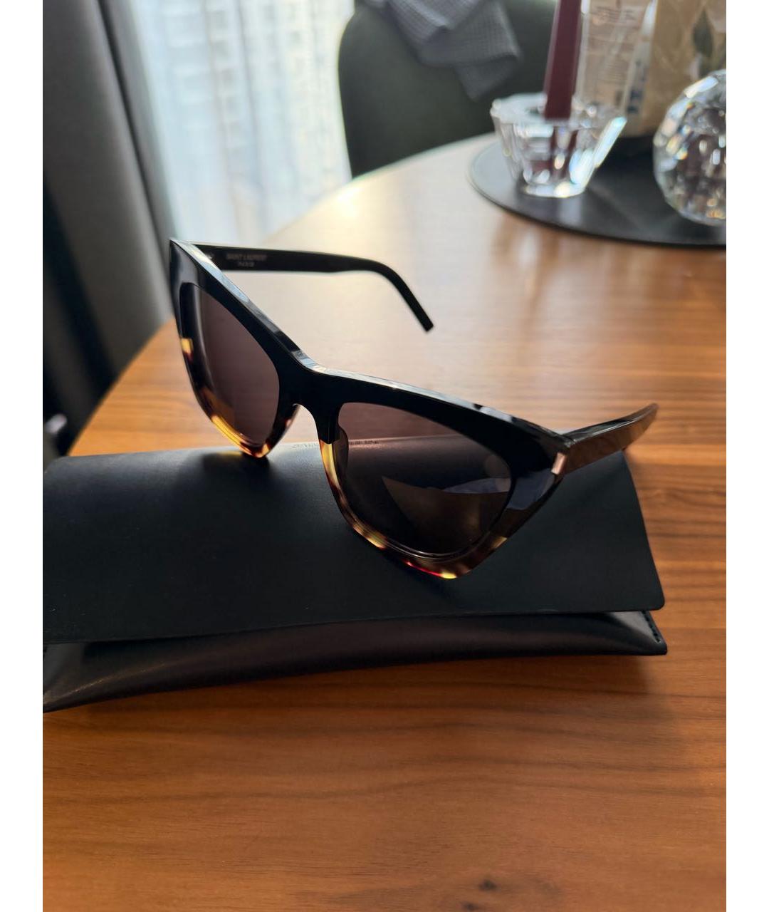 SAINT LAURENT Черные пластиковые солнцезащитные очки, фото 4