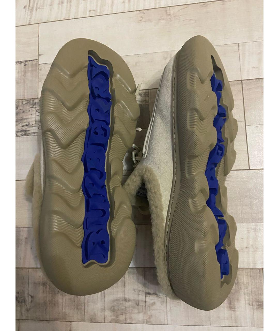 BURBERRY Бежевые замшевые мокасины, фото 4