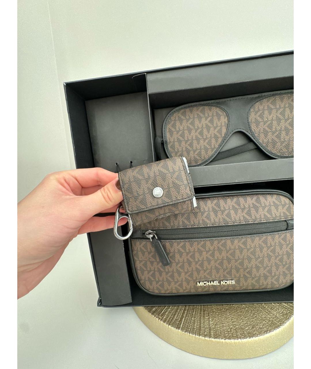 MICHAEL KORS Коричневая косметичка, фото 7