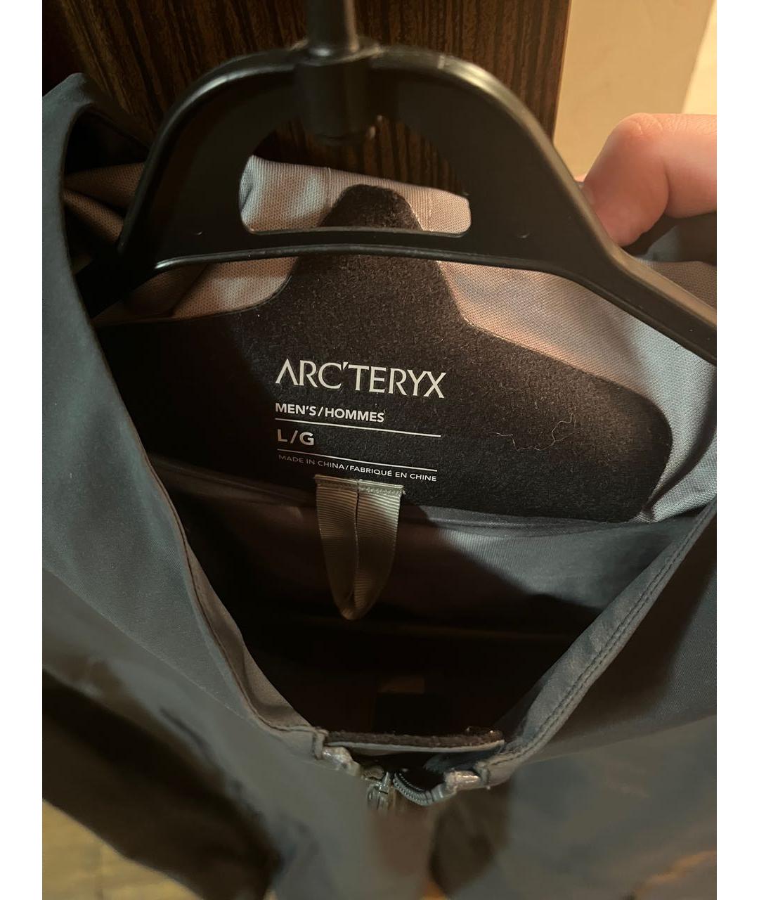 ARCTERYX Антрацитовая полиэстеровая куртка, фото 3