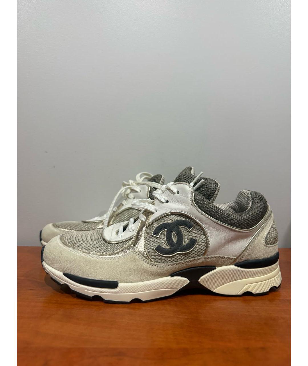 CHANEL Бежевые кроссовки из искусственной кожи, фото 3