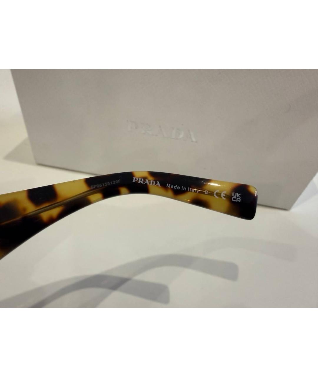 PRADA Коричневые пластиковые солнцезащитные очки, фото 5