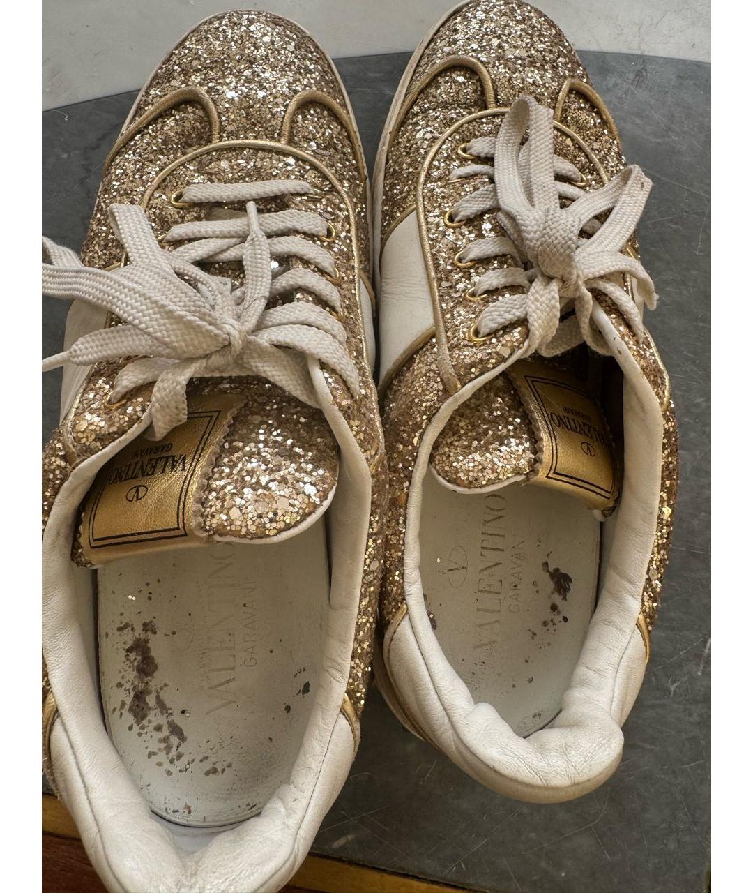 VALENTINO Золотые кожаные кеды, фото 2