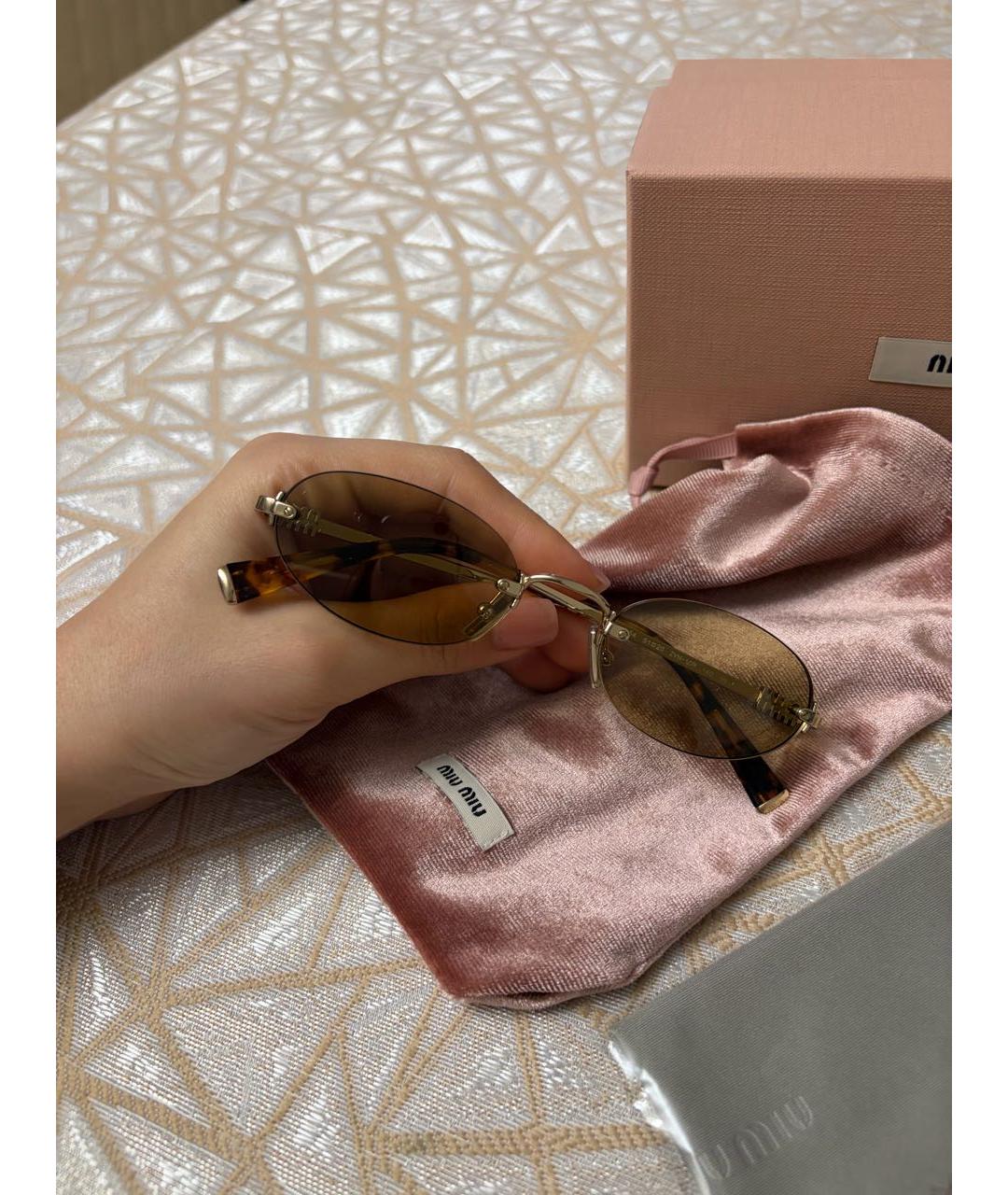 MIU MIU Желтые металлические солнцезащитные очки, фото 6