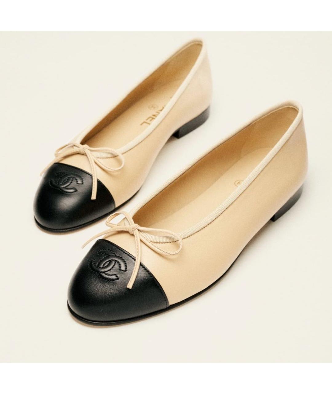 CHANEL Бежевые кожаные балетки, фото 3