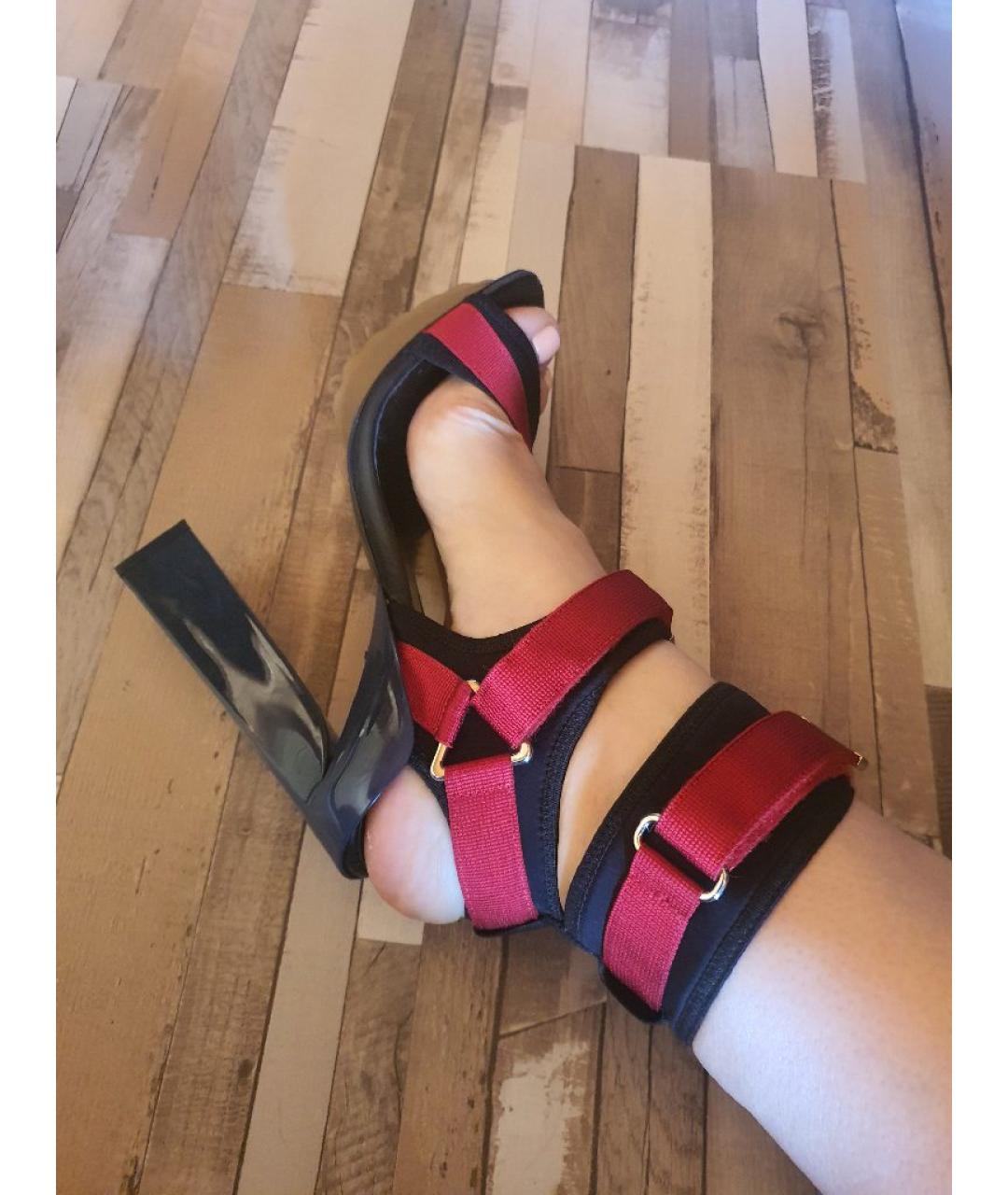 VERSACE Мульти текстильные босоножки, фото 5