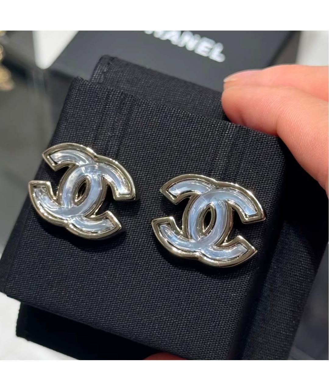 CHANEL Золотые металлические серьги, фото 3