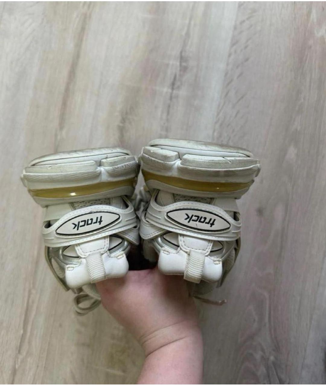 BALENCIAGA Белые кожаные кроссовки, фото 3