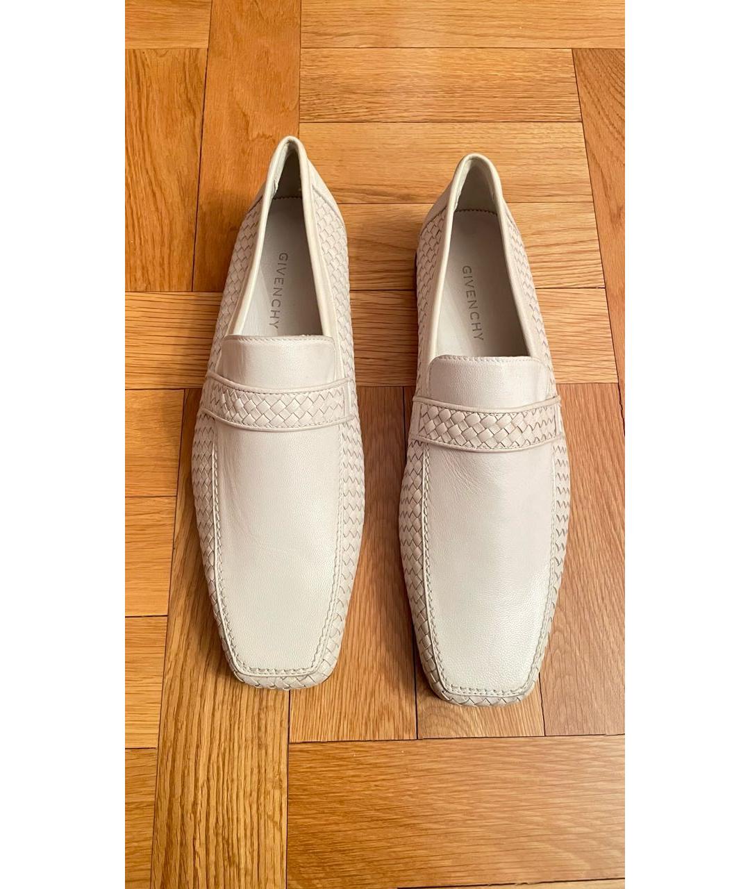 GIVENCHY Белые кожаные лоферы, фото 2