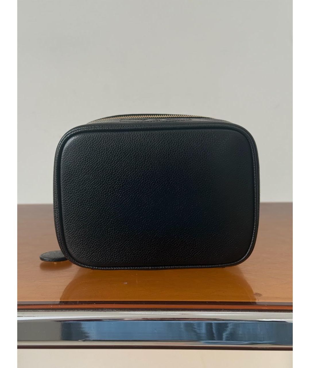 CHANEL Черная кожаная сумка с короткими ручками, фото 5