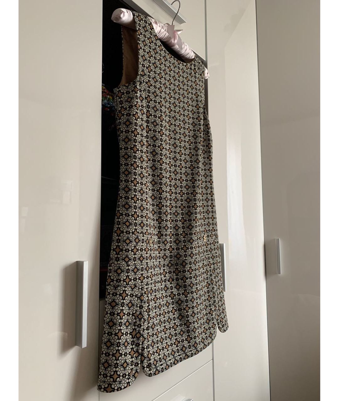 ELISABETTA FRANCHI Бежевое полиэстеровое повседневное платье, фото 8