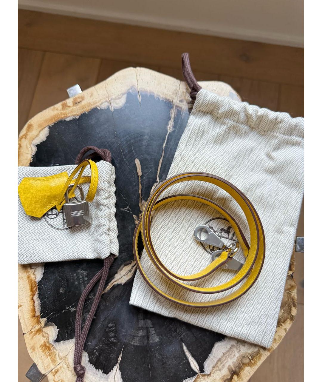 HERMES Желтая кожаная сумка с короткими ручками, фото 6