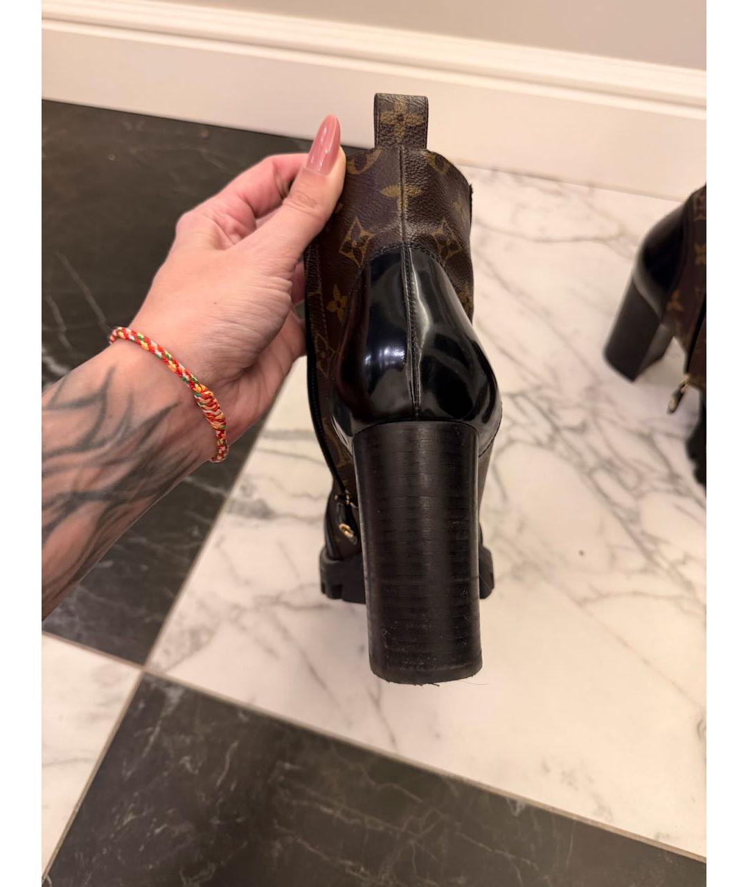 LOUIS VUITTON Коричневые ботильоны, фото 5