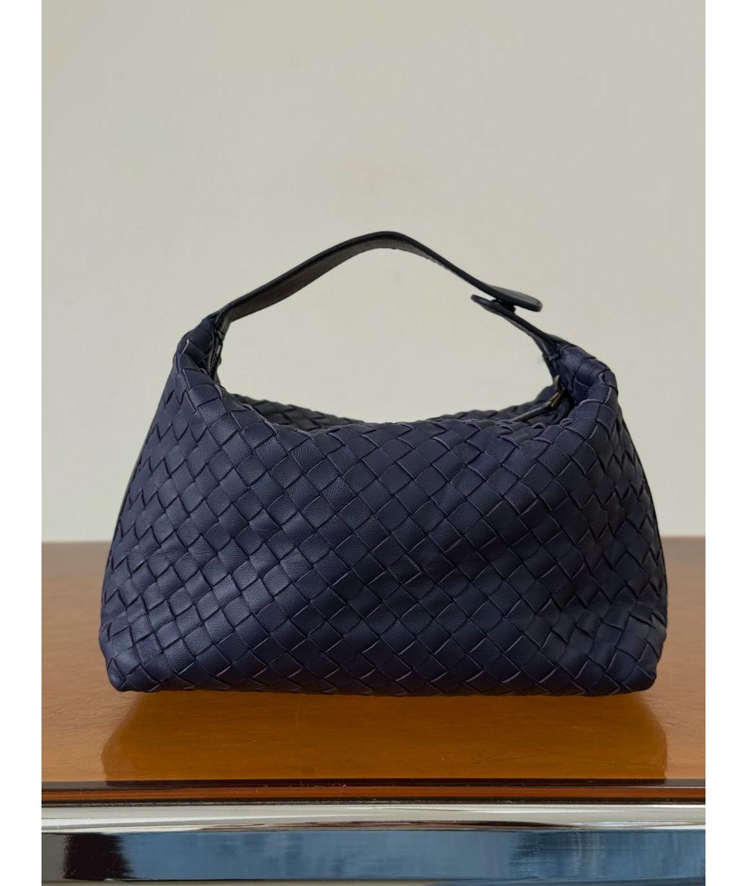 BOTTEGA VENETA Темно-синяя кожаная сумка с короткими ручками, фото 3