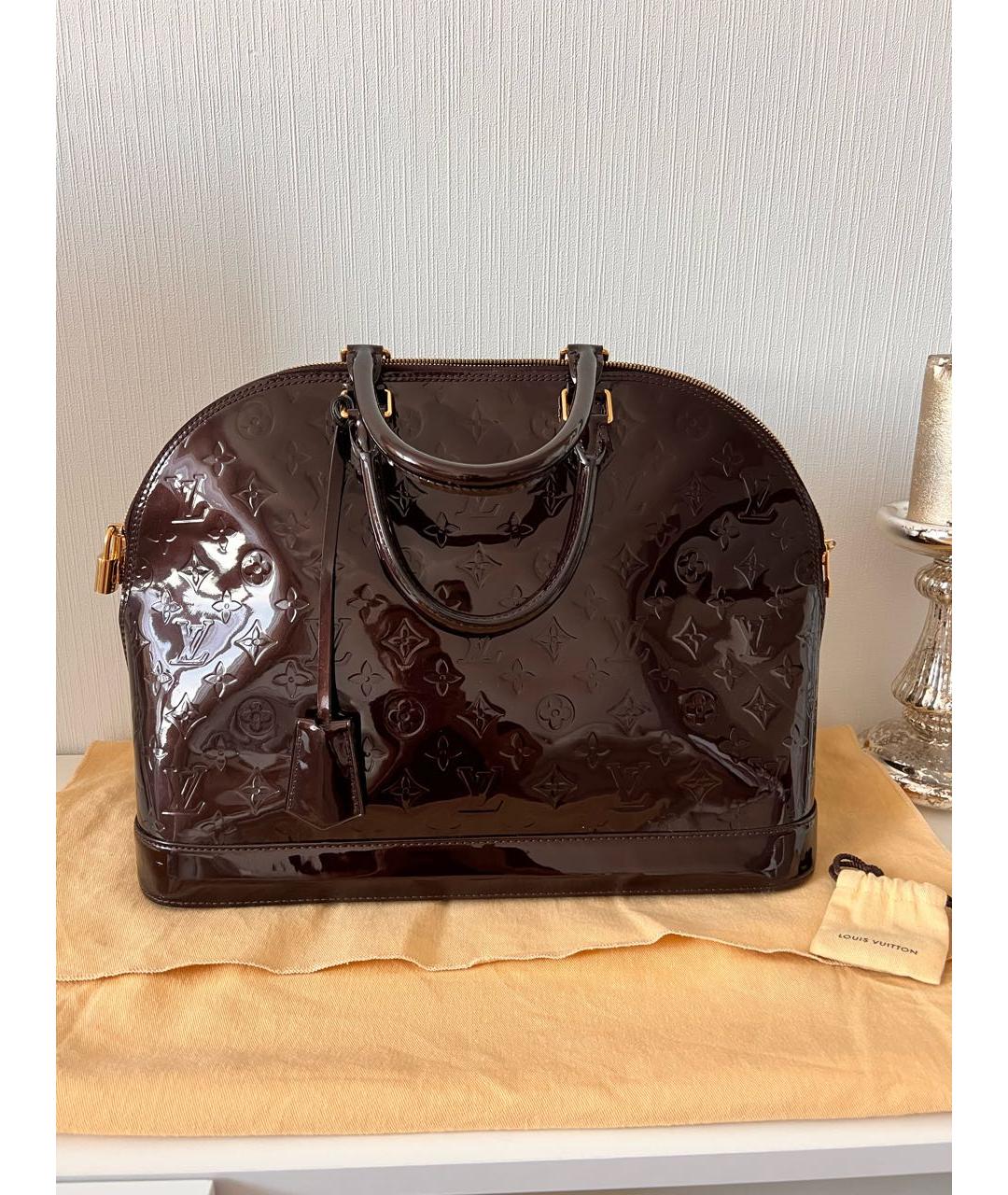 LOUIS VUITTON Бордовая сумка с короткими ручками из лакированной кожи, фото 7