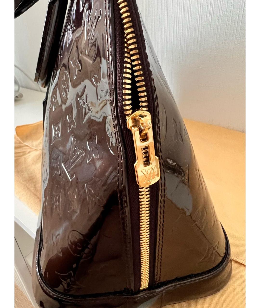 LOUIS VUITTON Бордовая сумка с короткими ручками из лакированной кожи, фото 3