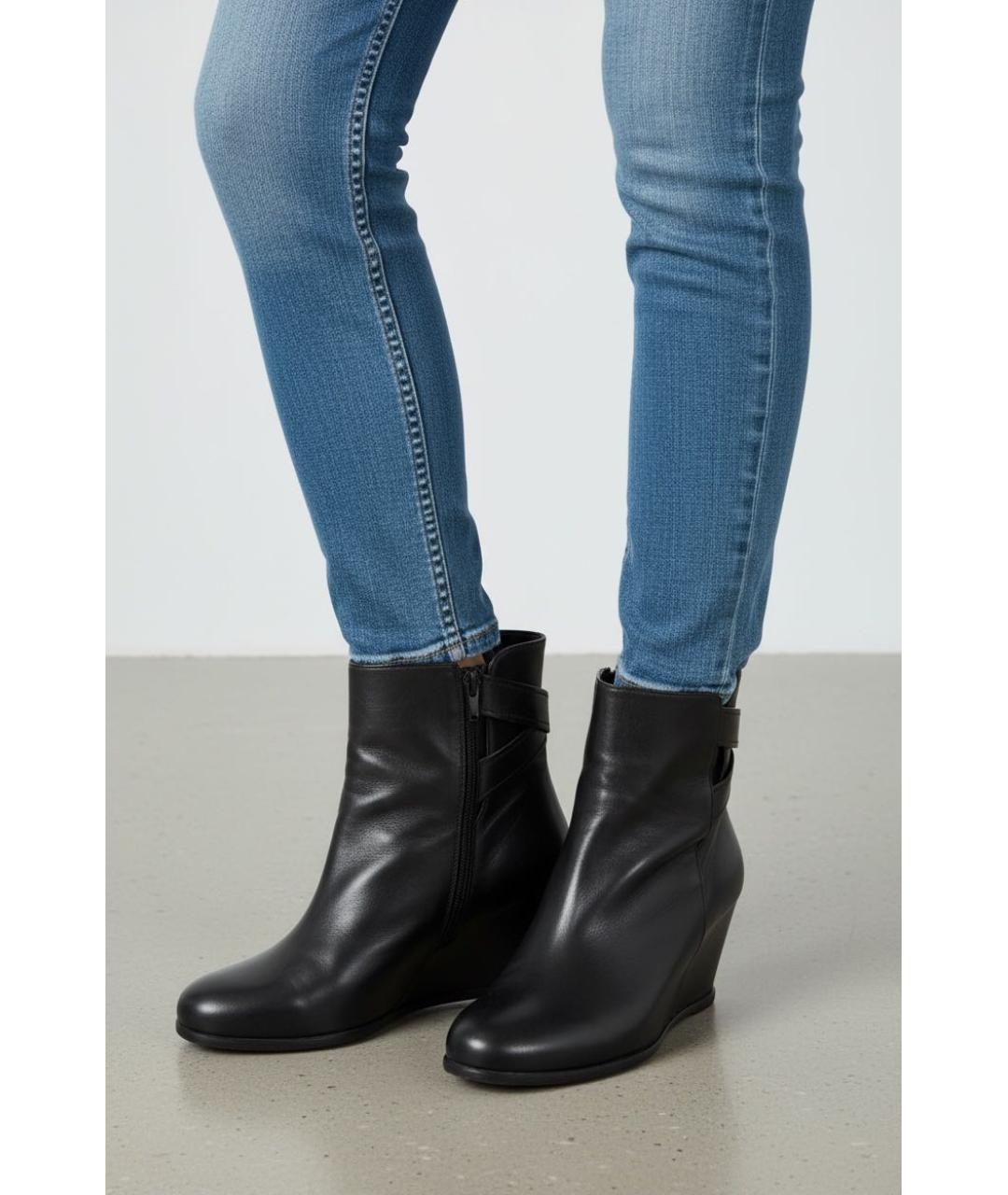 STUART WEITZMAN Черные кожаные полусапоги, фото 5