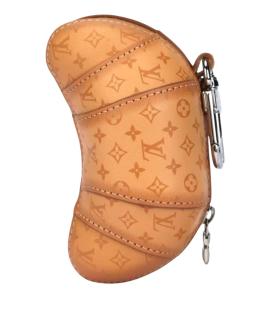 LOUIS VUITTON Брелок