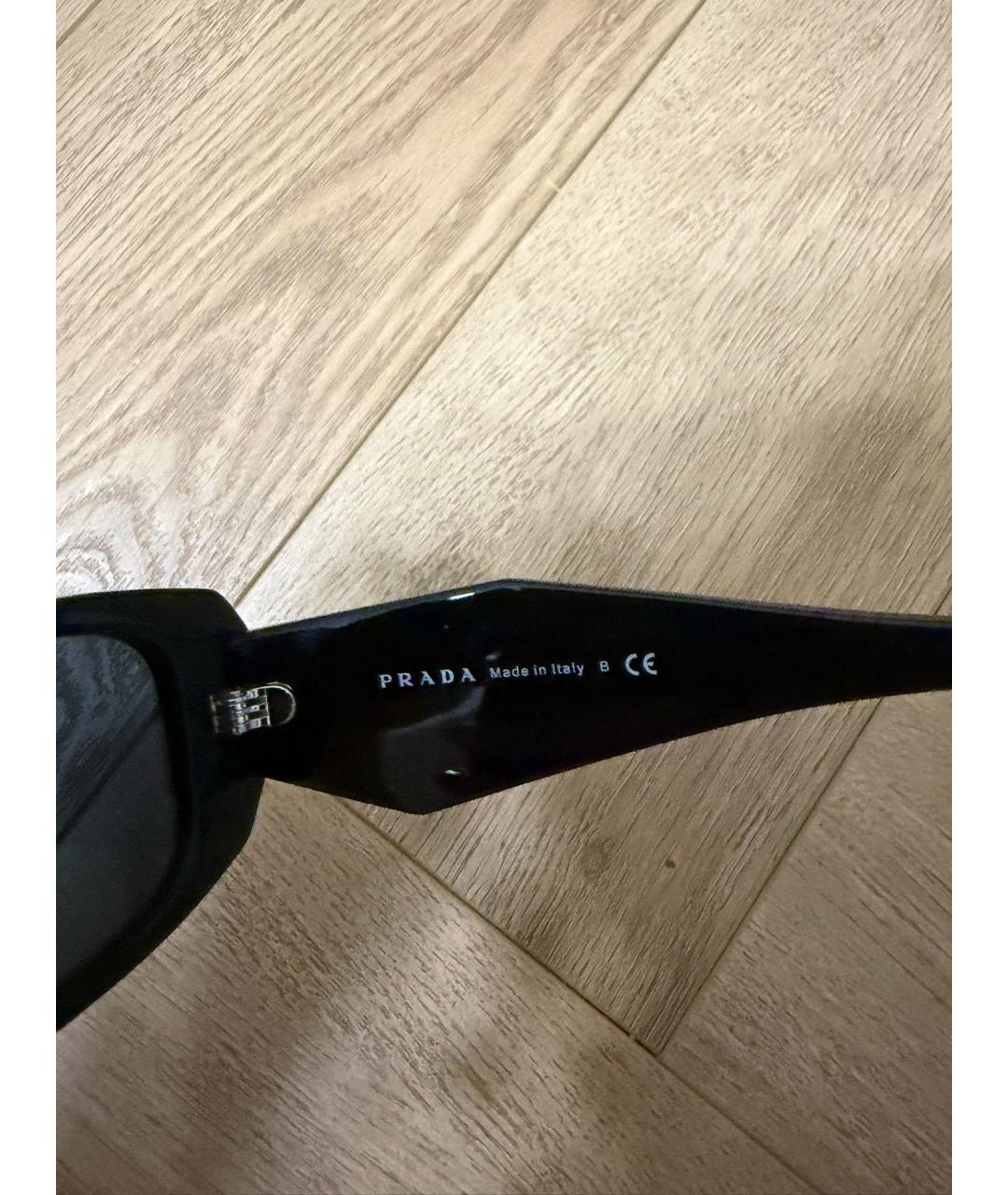PRADA Черные пластиковые солнцезащитные очки, фото 4