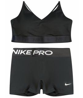 NIKE Спортивные брюки и шорты