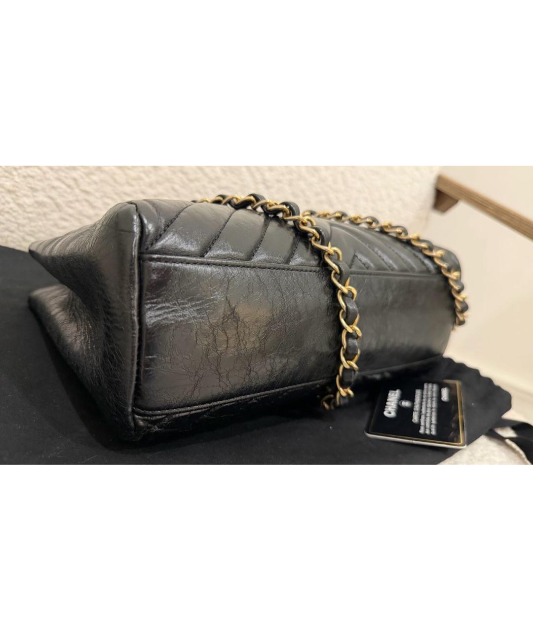 CHANEL Черная кожаная сумка через плечо, фото 5