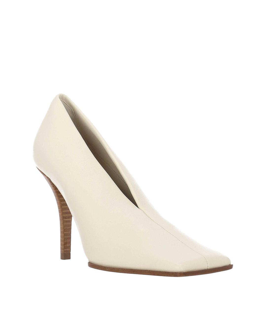 ALAIA Белые кожаные туфли, фото 2