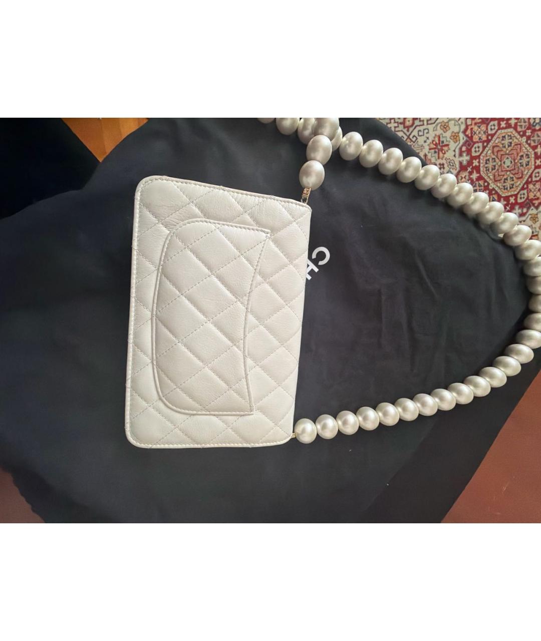 CHANEL Белая кожаная сумка через плечо, фото 3